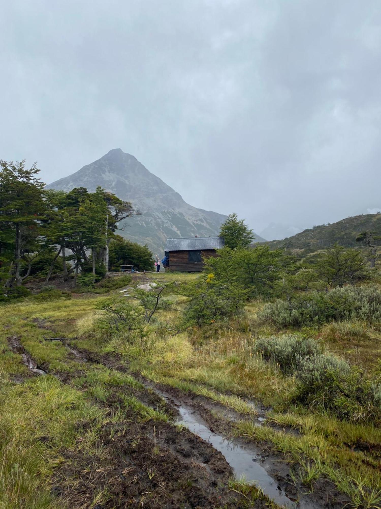 Mirando Al Canal Ushuaia Luaran gambar
